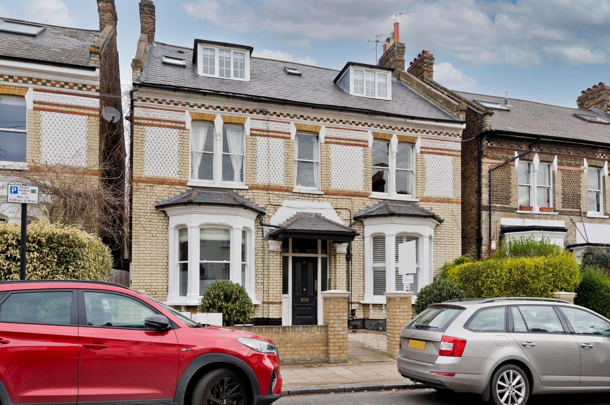 Veeve - The Southern Scenester Apartment London
