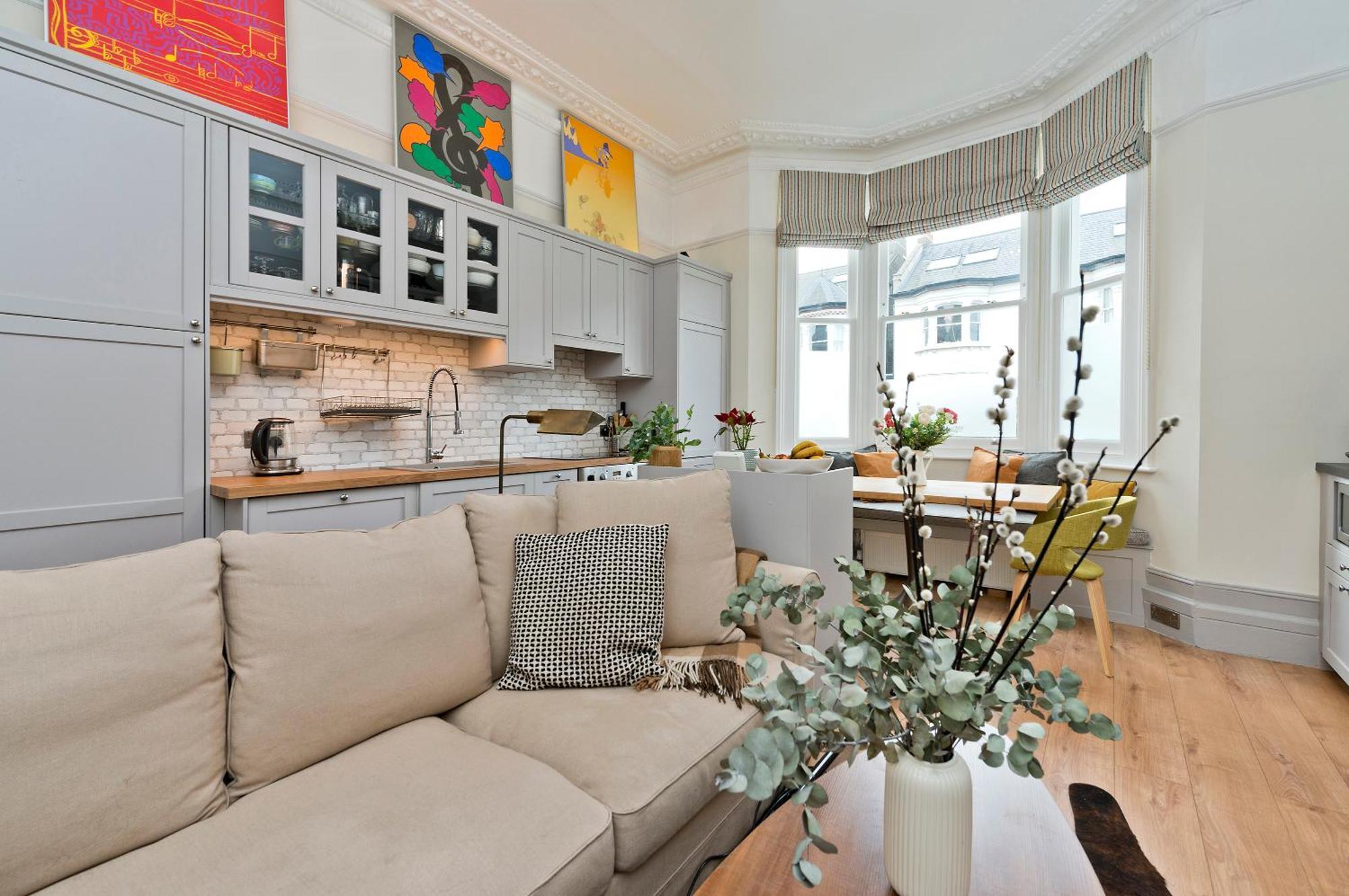 Veeve - The Southern Scenester Apartment *